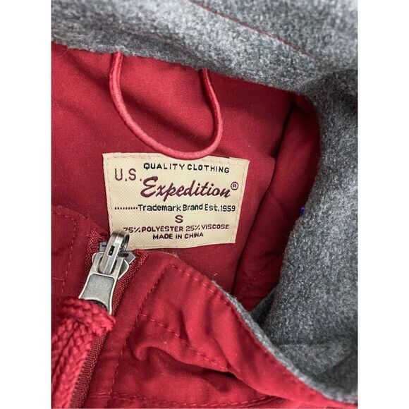 US Expedition Red/Gray Fleece Zip Up Vest - Picture 4 of 4